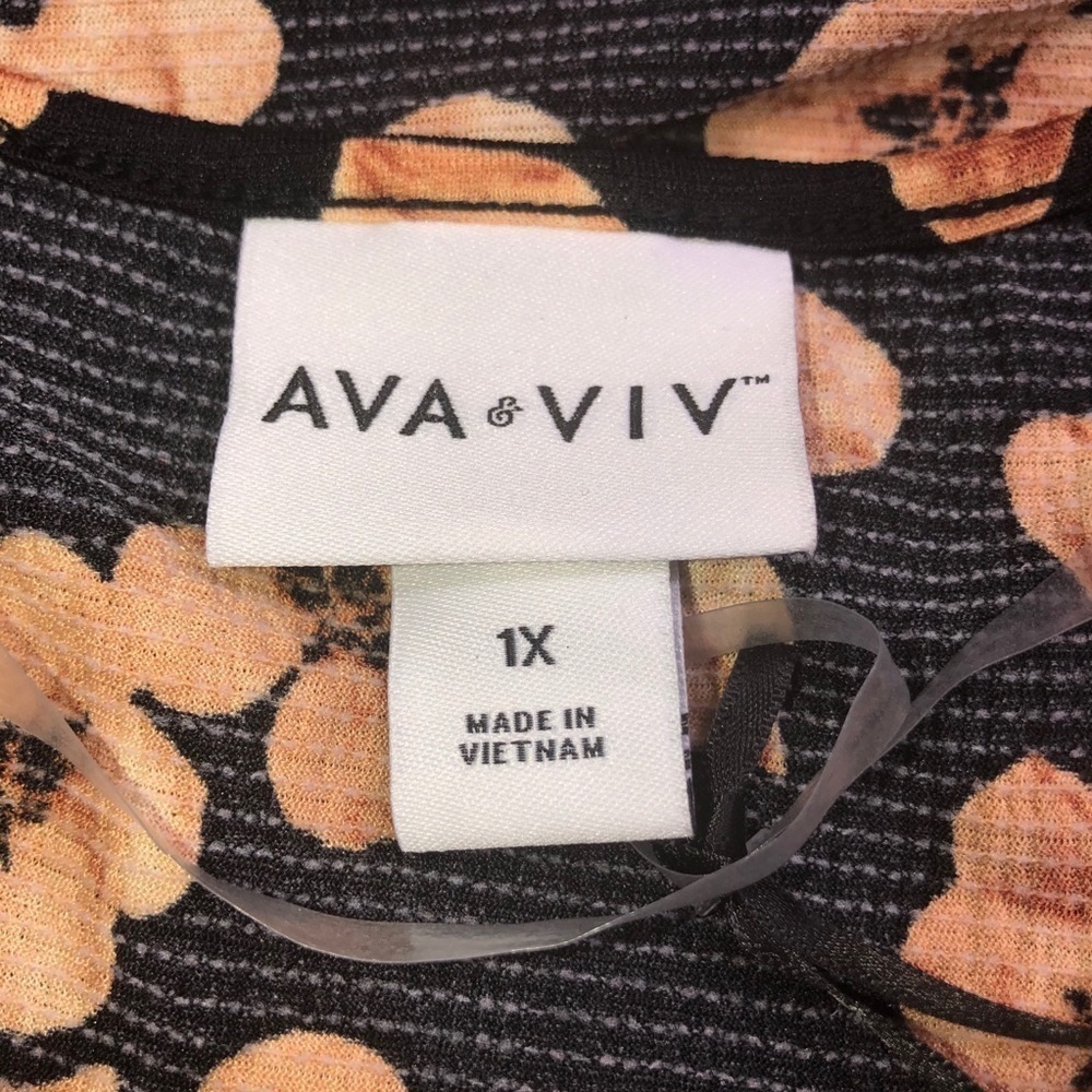 NWT AVA & VIV Stretch Black Floral Print Long Sleeve Top Sz 1X - Picture 8 of 9